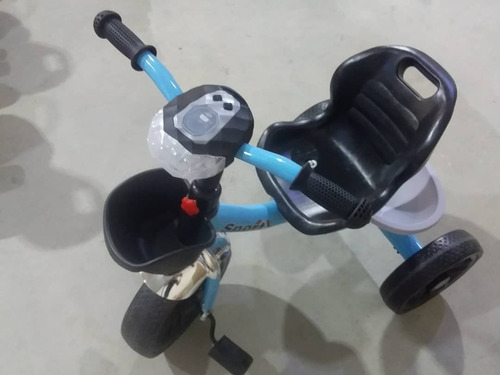Imagen 5 de 7 de Triciclos De Metal Infantil Con Luces Y Música Ofertas