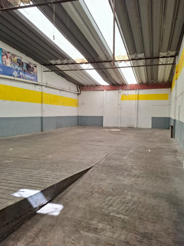 Bodega En Renta De 200 M2, Colonia Santo Domingo