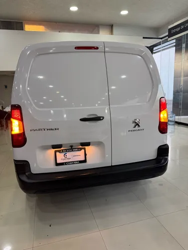 Peugeot Partner 2023