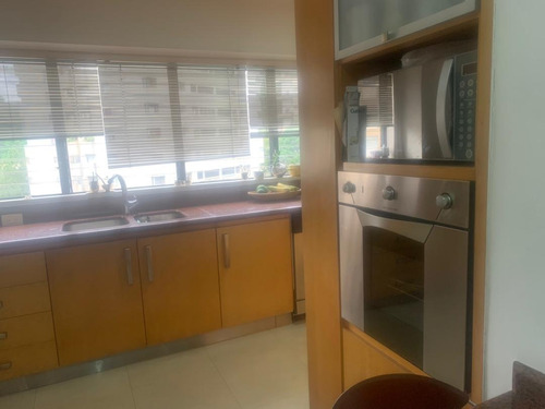 Vendo Comodo Apartamento En Lomas De Prado Del Este 2h/2b/2pe/1m