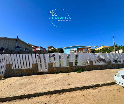 Se Arrienda Gran Casa Remodelada Con Vista Al Mar, El Quisco