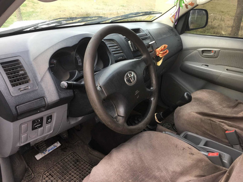 Imagen 8 de 8 de Toyota Hilux 2008 3.0 I Sr Cab Doble 4x2 Doble Airbag