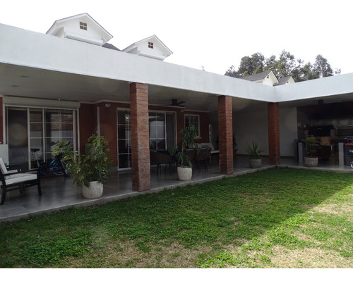 Venta Casa En Condominio Santa Aurora, Machalí