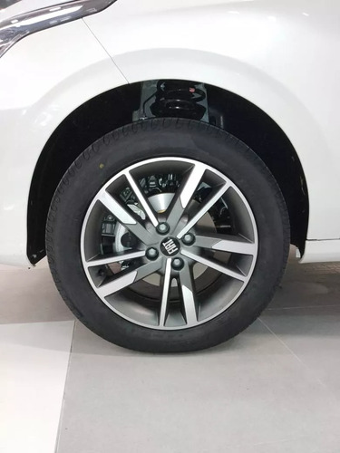 Fiat Cronos 1.3 Drive Cvt