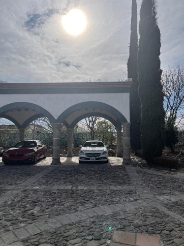 Casa En Venta En Carretera A Huimilpan, Queretaro.