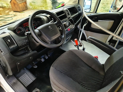 Imagen 10 de 14 de Peugeot Manager Mt 2016