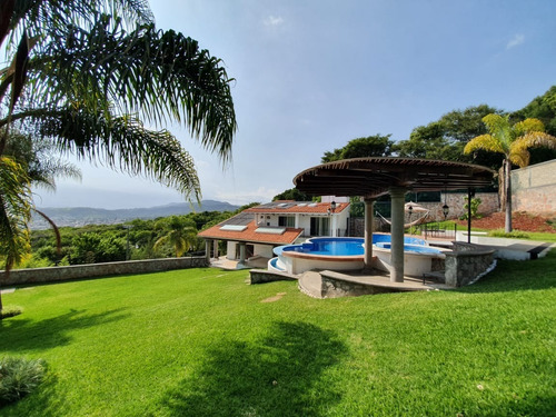 Venta Casa Ángeles Con Alberca De Tamaño Monumental En Un Jardín Enorme Con Vistas Panorámicas En 3 Habitaciones Fracc Rancho San Diego Ixtapan De La Sal Edomex
