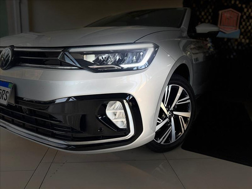 Volkswagen Virtus 1.0 200 Tsi Highline Aut
