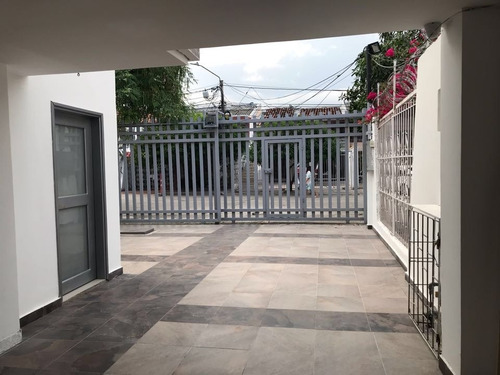 Imagen 15 de 30 de Vendo Excelente Casa De 3 Pisos Con 4 Apartamentos Barrio Jardin