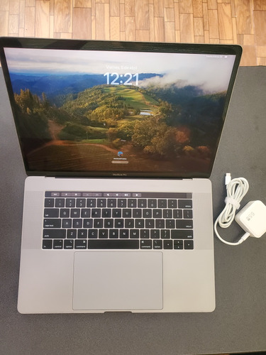 Vendo Apple Macbook Pro Max I7 15 Pulgadas 256 Gb 16 Ram 