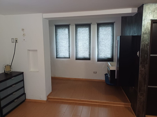 Townhouse En Venta Urb La Soledad 001jsc