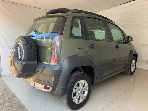 Imagem 6 de 10 de Fiat Idea Adventure Dual 2012