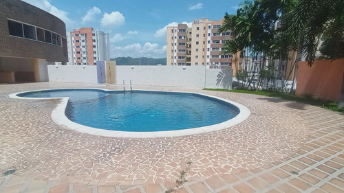 Douglas Rivero Alquila Apto En Puerta Real Dr