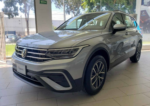 Imagen 1 de 13 de Volkswagen Tiguan 1.4 Trendline 2022