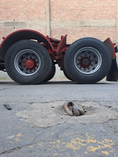 Camión 6x2 Iveco Eurotech E37t