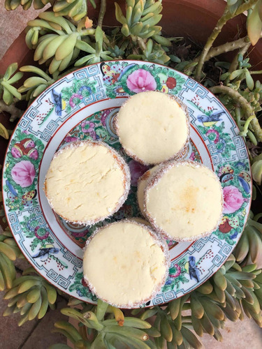 Alfajores De Maicena Sin Tacc Caseros (12 Unidades)