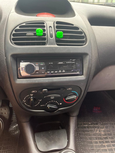 Peugeot 206 1.4 Xr Presence