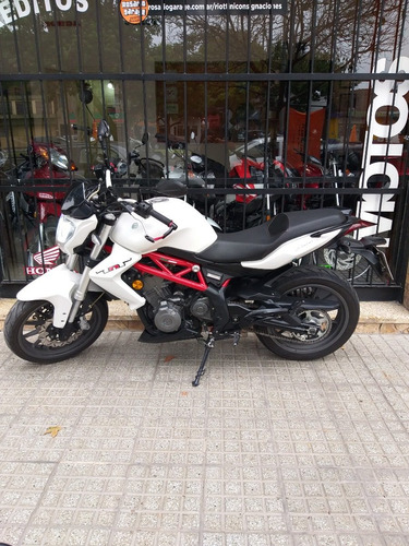 Imagen 7 de 10 de Benelli Tnt 300