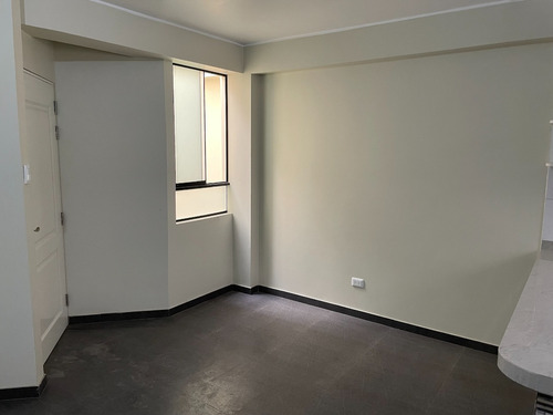 Imagen 3 de 8 de Alquilo Amplio Departamento 81m2, Facil Acceso, Los Olivos
