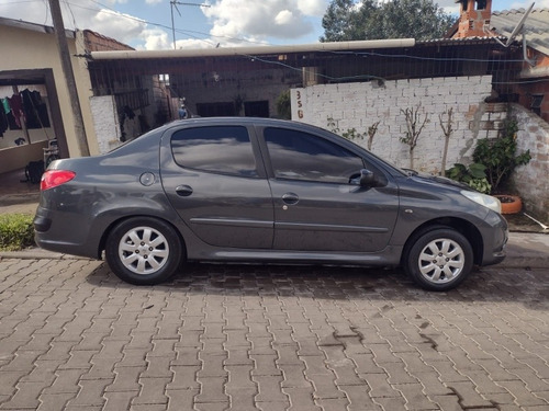 Imagem 8 de 15 de Peugeot 207 Passion 2011 1.4 Xr Flex 4p