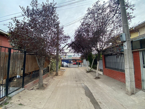 Casa De 2 Dormitorios Y 2 Baños Comuna De Puente Alto