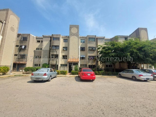 Mls Janice Adarmes #24-21449 En Venta Apartamento En Conj Res Loma Linda Fuerzas Armadas Maracaibo