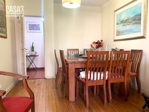 Casa En Venta De 3 Dorm. En Ñuñoa