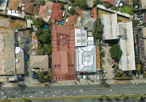 Gran Local Comercial En Las Condes Con Patente Automotriz.-