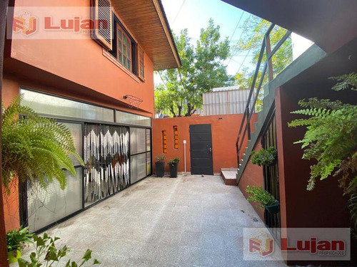 Venta Liniers Peribebuy 6800 Tipo Casa De 4 Ambientes Con Terraza