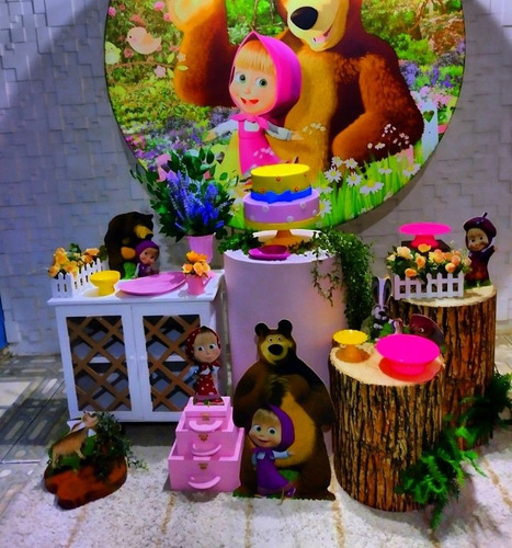 Imagem 4 de 5 de Decoração Marsha E O Urso Serviço De Pegue E Monte