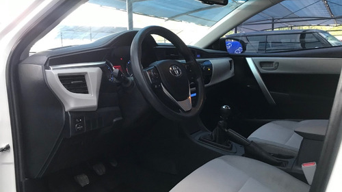 Toyota Corolla Xei 1.8 Mt6 2016 Blanco - Tute Cars Fernando