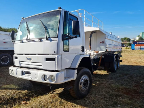 Imagem 1 de 3 de Ford Cargo 2628