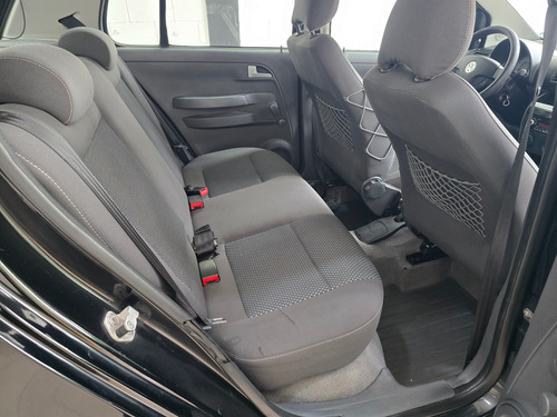 Volkswagen Fox 1.0 Vht Route Total Flex 5p
