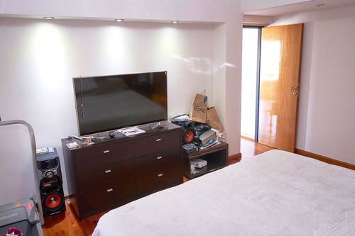 Venta Semipiso 5 Ambientes Dos Cocheras Caseros