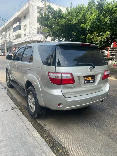 Toyota Fortuner 2.7l 4x2