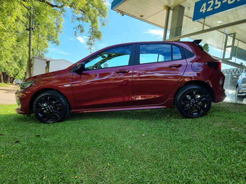 Chevrolet Onix RS 1.0T MT