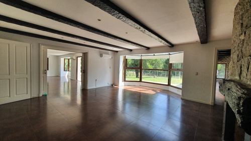 Imagen 9 de 30 de Venta Excelente Casa En Cumbres De Carrasco