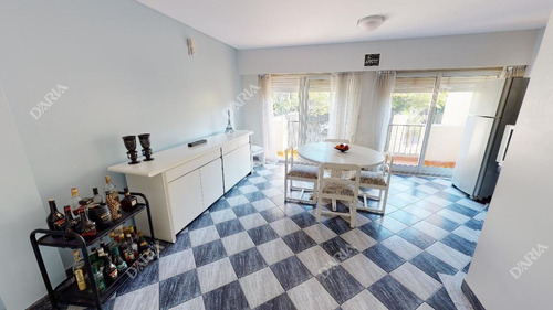 Casa En Venta 4 Dormitorios, Parrilla, Pileta. Acassuso Libertador Al Río.