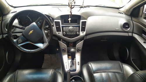 Imagen 8 de 11 de Chevrolet Cruze
