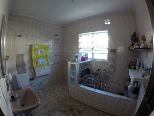 Imagem 18 de 30 de Casa Térrea Isolada Perto Da Praia Com 3 Dormitórios Sendo 1 Suíte E 3 Vagas À Venda, 250 M² De Terreno Por R$ 390.000 - Mirim - Praia Grande/sp - Ca0551