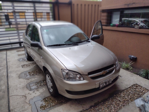 Particular Vende: Chevrolet Classic 1.4 Ls Aa+dir 2013.