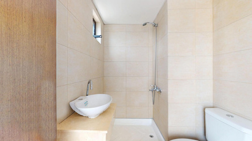 Venta Departamento 3 Ambientes En Velez Sarsfield, Al Frente, 100m2