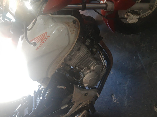 Imagem 1 de 1 de Conserto Cb 300