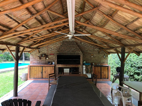 Casa Quinta En Venta 3000m2 - Francisco Alvarez, Moreno