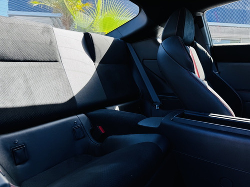 Subaru BRZ LIMITED 6MT