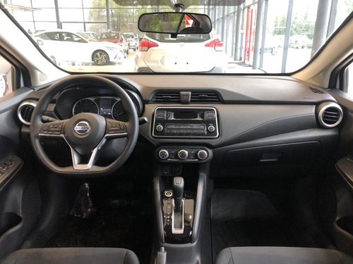 Imagen 22 de 23 de Nissan Versa 1.6 Exclusive#05 Ya