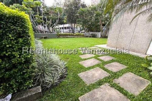 Excelente, Amplio Y Cómodo Apartamento En Venta, Ubicado En Piso Bajo Los Naranjos Rsz
