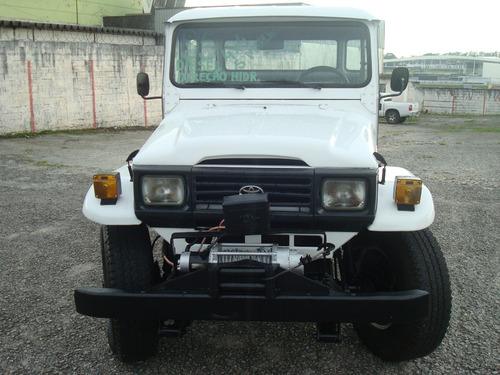Toyota Bandeirante 3.7 Cab. Dupla 2p