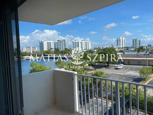 Departamento En Venta En North Bay Village