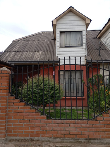 Vende Casa Centro Comercial Oriente, Talca